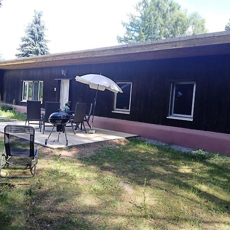 Bungalow Im Gruenen Am Waschsee Mechow  Zewnętrze zdjęcie